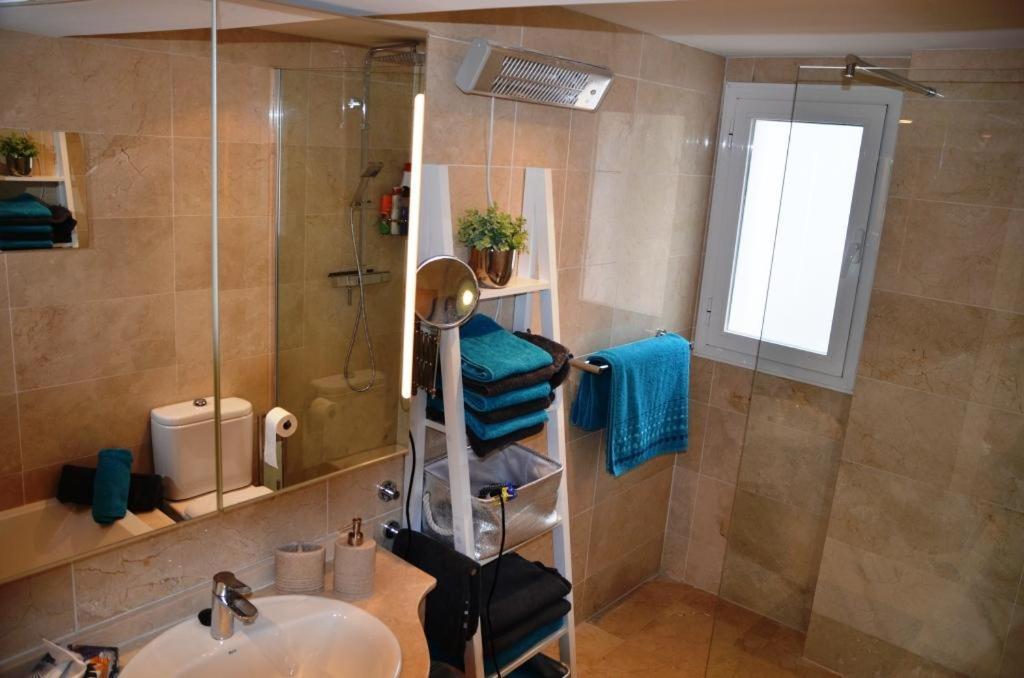 Penthouse Mit Privatem Jacuzzi In Marbella - La Mairena Appartement Ojén Buitenkant foto